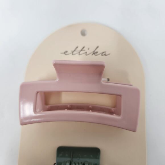 Ettika Claw Clips Hair Accessories Set of 2 New in Package Light Pink Green - Picture 2 of 5